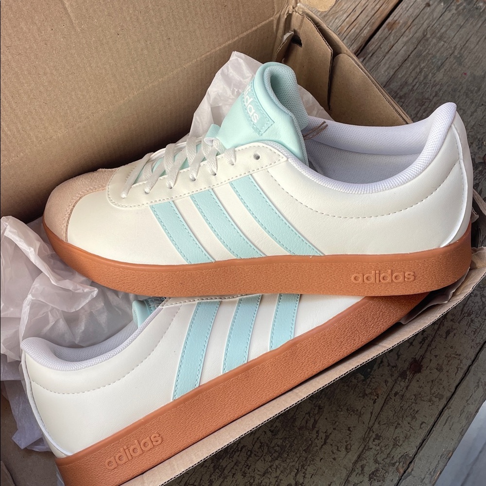 Adidas VL Court Base Shoes
New In Original Box - Men’s 8.5, Women’s 10